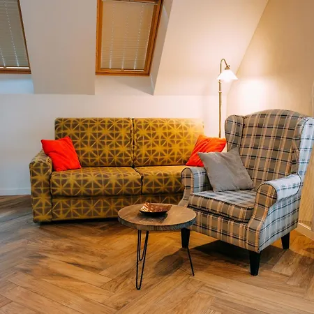 Flamm Pensjonat 2*