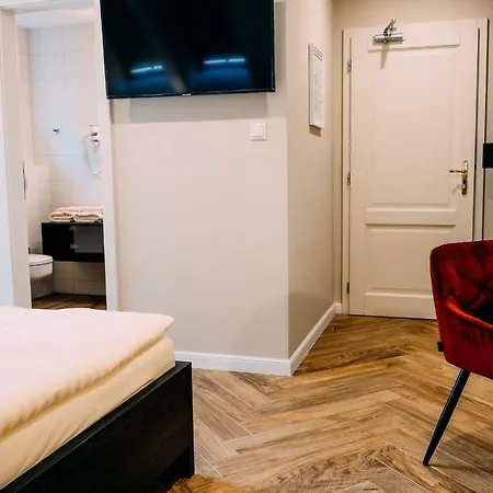 Flamm Pensjonat 2*