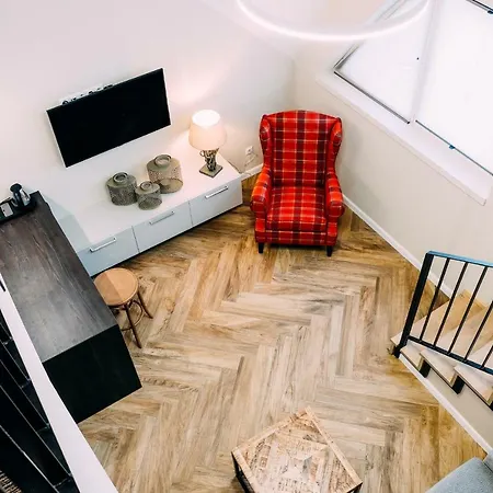 Flamm Penzión pre hostí 3*